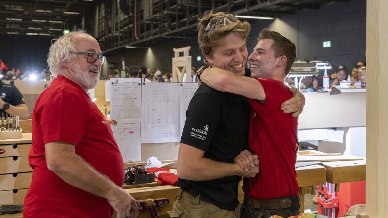 Il falegname neocastellano Romain Mingard vince la prima medaglia WorldSkills per la Romandia