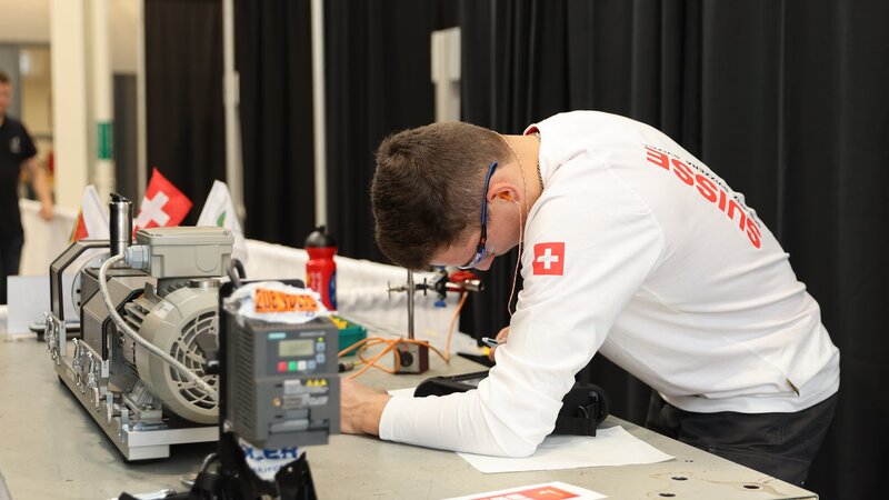 Bronze in Kanada: Polymechaniker Gil Beutler holt die achte Schweizer Medaille